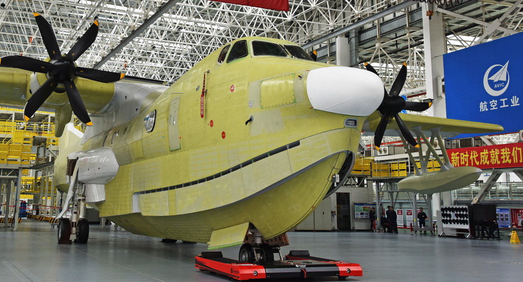 Large amphibious plane forges ahead