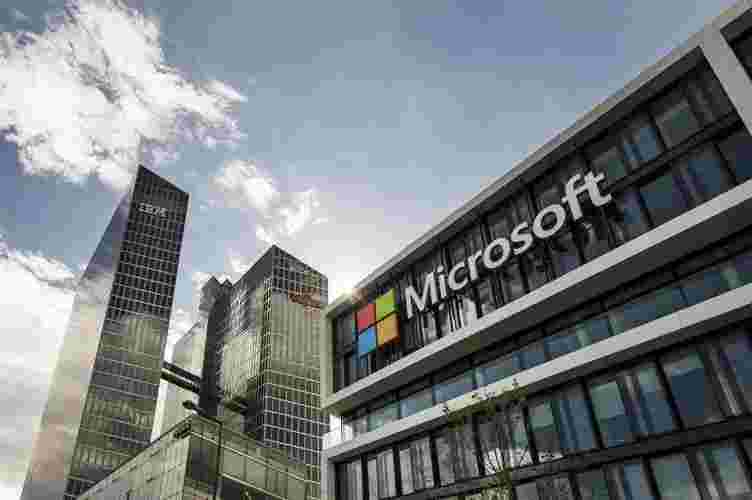 US regulator opens wide-ranging antitrust probe into Microsoft